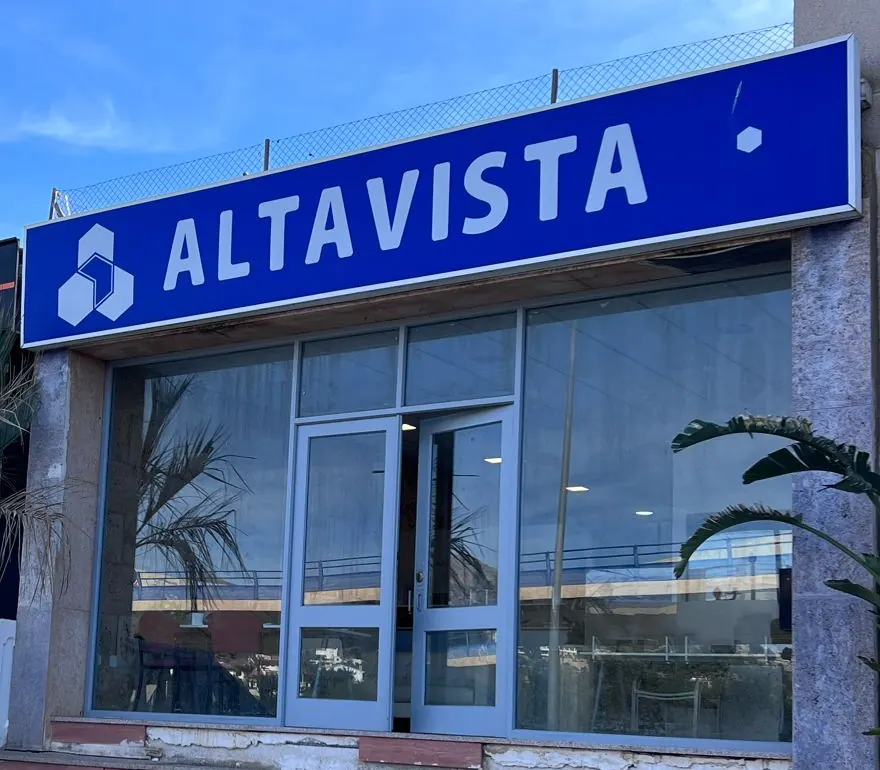 Entrada de Altavista Abogados en Carrer la Mar, 197, Altea